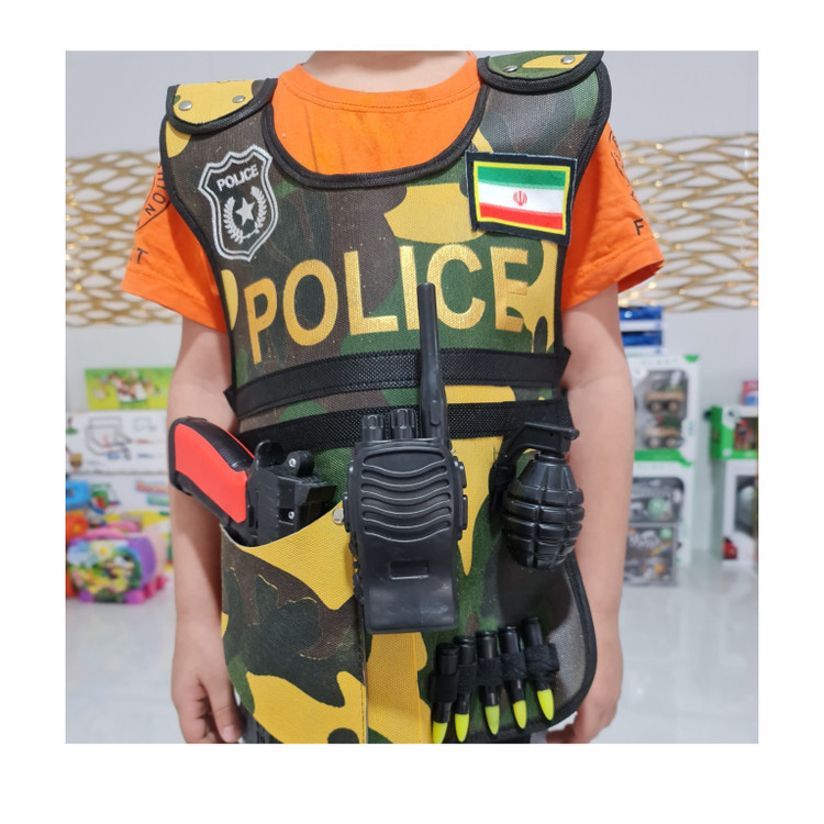 جلیقه پلیس چریکی پلنگی با کلت و بیسیم و نارنجک