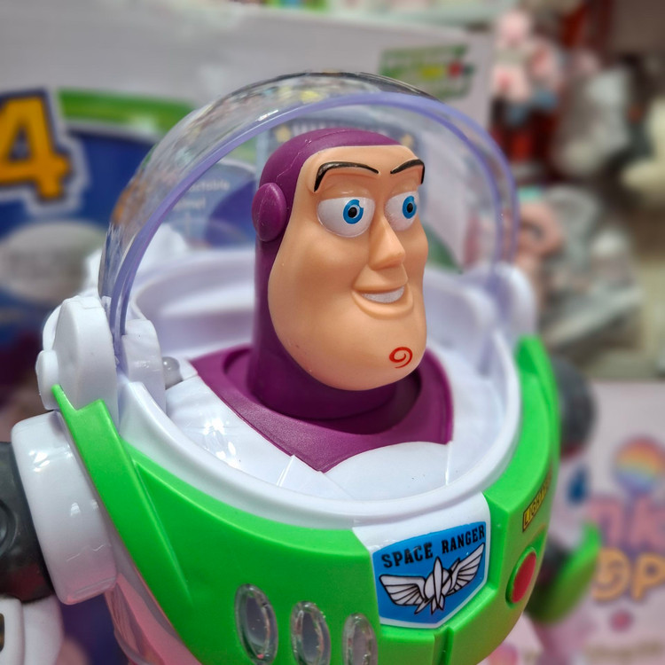 ربات اسباب بازی مدل بازلایتر انیمیشن توی استوری bazz lightyear کد۴