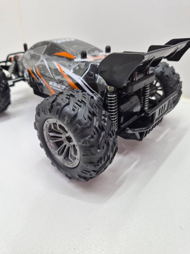 ماشین کنترلی آفرود Rock Crawler باطریخور شارژی Super Racing Car