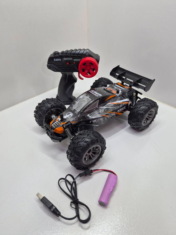 ماشین کنترلی آفرود Rock Crawler باطریخور شارژی Super Racing Car