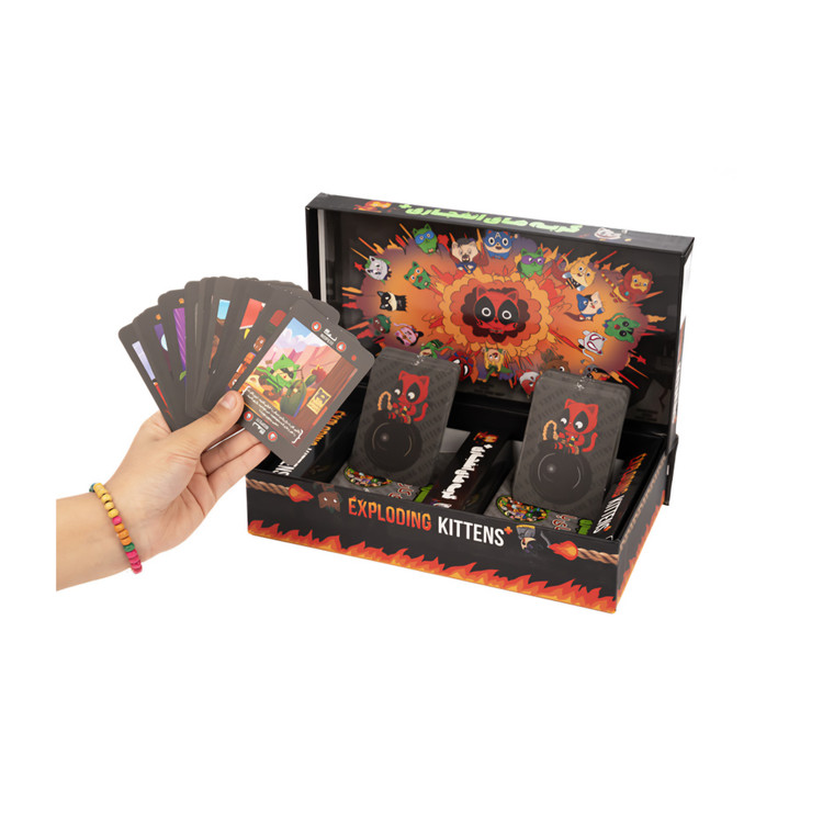 بازی فکری گربه های انفجاری نسخه ۲ تا ۱۰ نفره