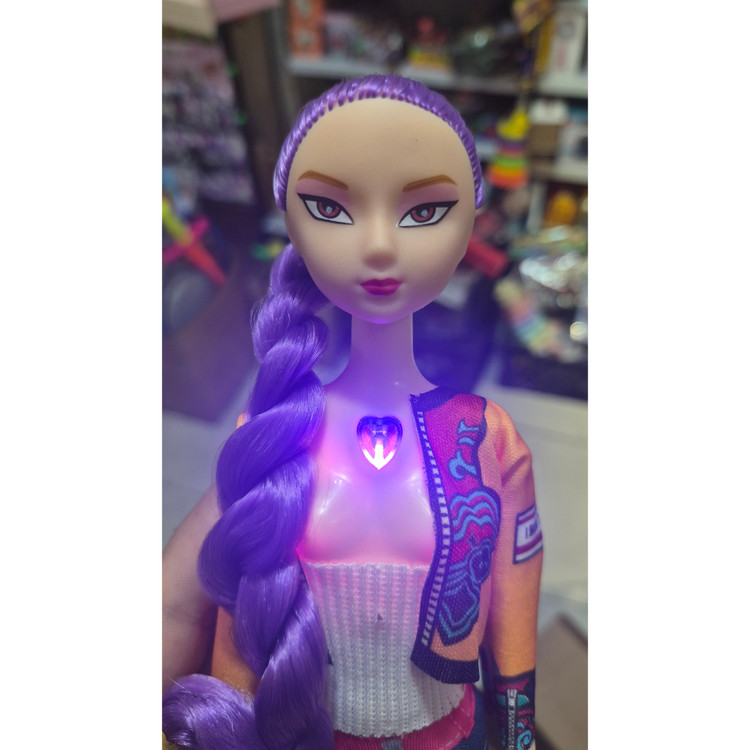 عروسک شکارچیان شیاطین کی پاپ موزیکال